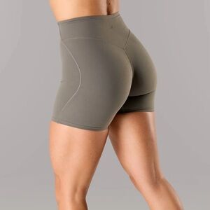 Alphalete Women's Sage Bike Shorts